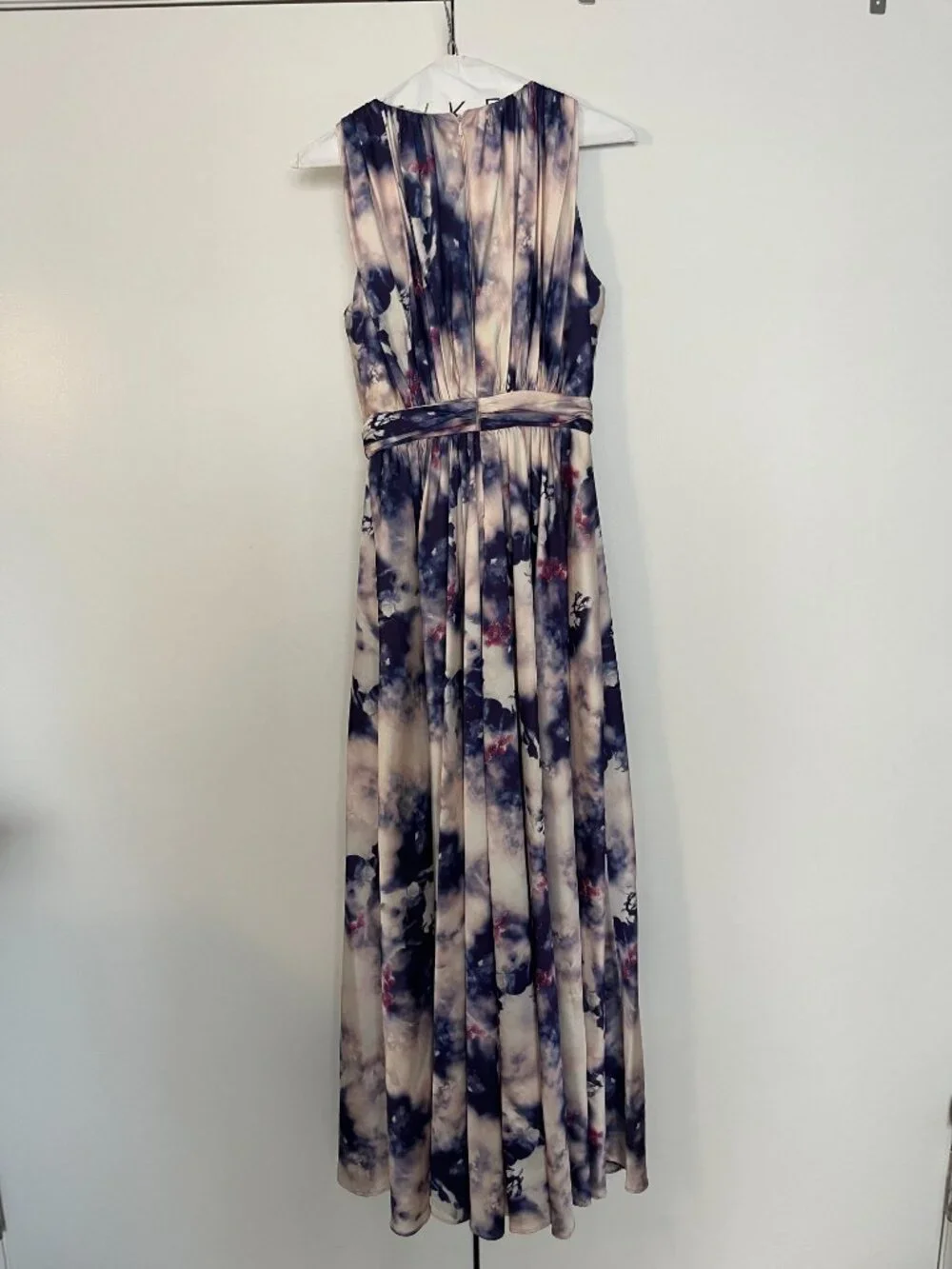 Badgley Mischka Formal Dress - Picture 5 of 9